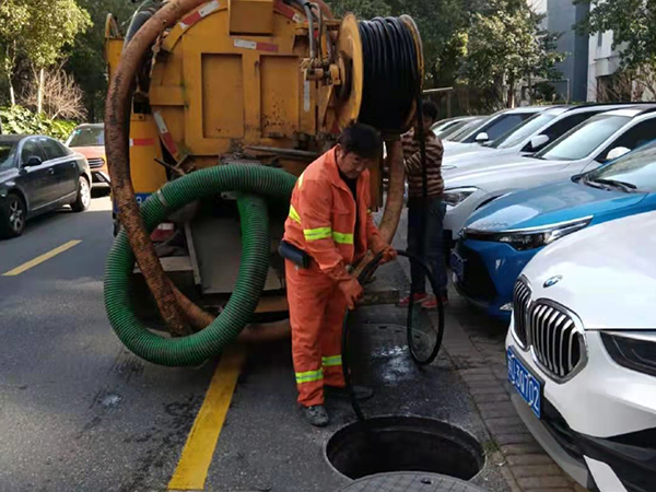 三才镇排污管道清淤